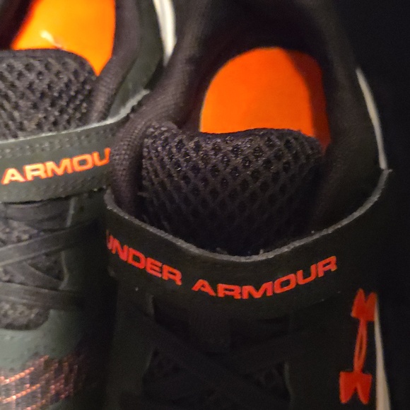 Under Armour Kids' Black and Orange Sneakers - Picture 4 of 12